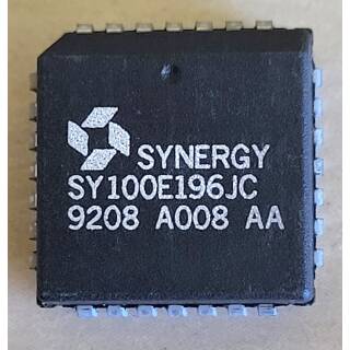 SY100E196JC